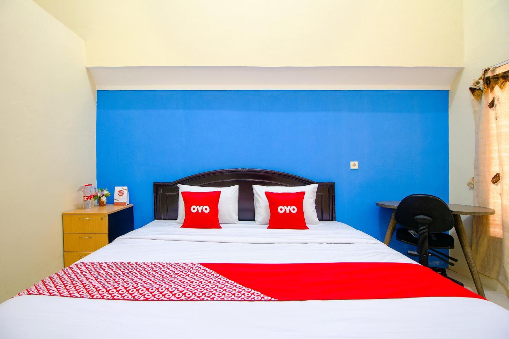 Oyo Life 1643 Grand Monica Otel Maguwo Dış mekan fotoğraf